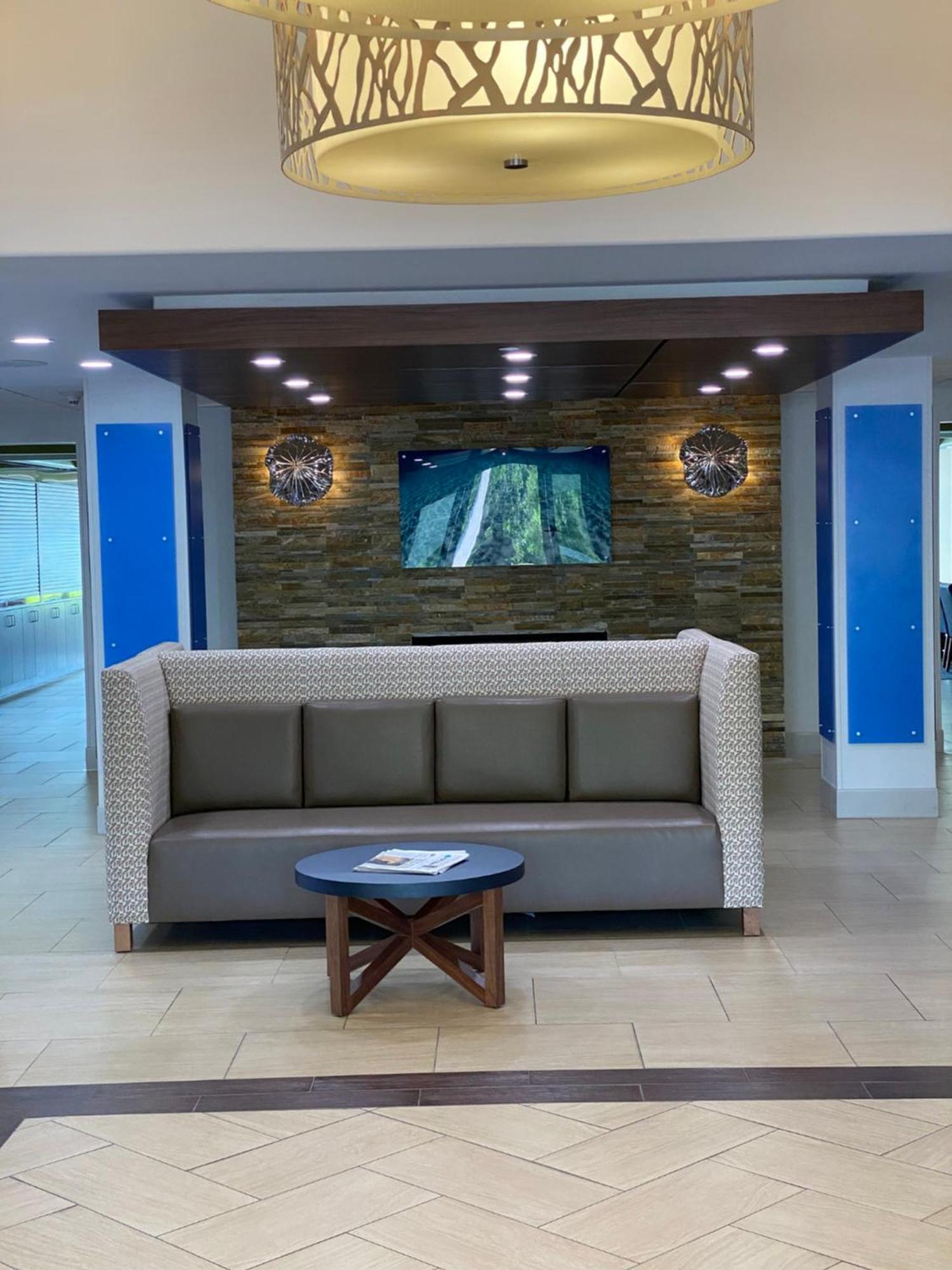 Holiday Inn Express Hotel & Suites Jacksonville-Blount Island By Ihg Exterior foto